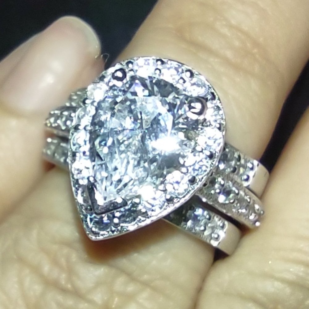 Platnium Plated CZ Pear Shaped Halo Ring Double Band Set